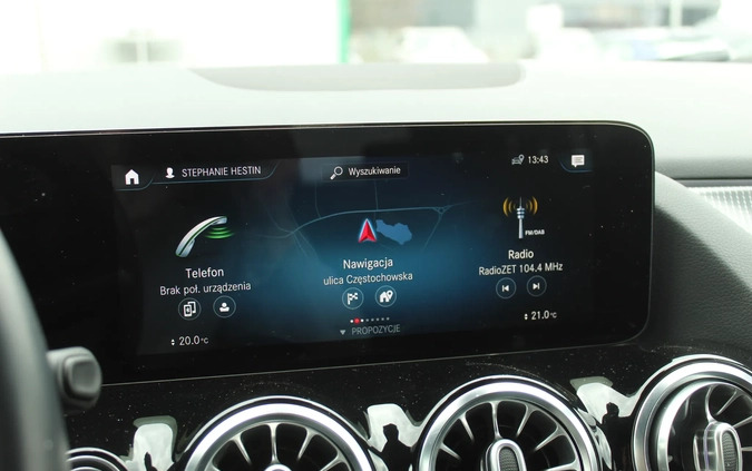 Mercedes-Benz GLA cena 147000 przebieg: 32600, rok produkcji 2020 z Stryków małe 121